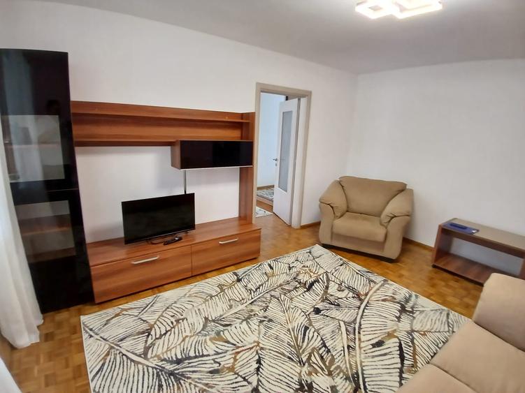 2 camere UltraCentral , renovat/ centrala , mobilat !