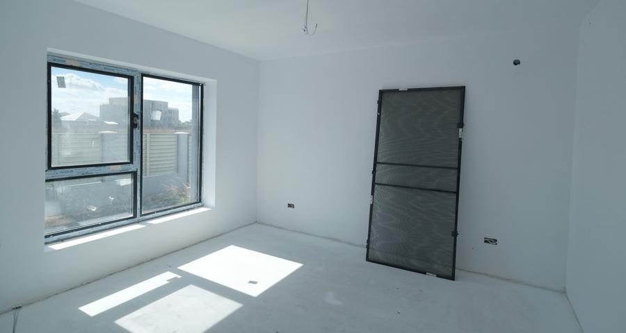 Vanzare vila nou construita P+1 si 700 mp teren in Corbeanca