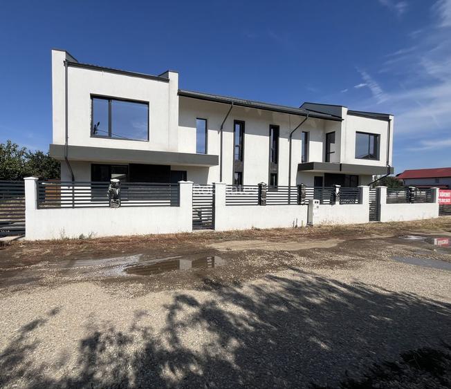 Casa cu 4 camere de vanzare Miorita, Tudor Arghezi - 3