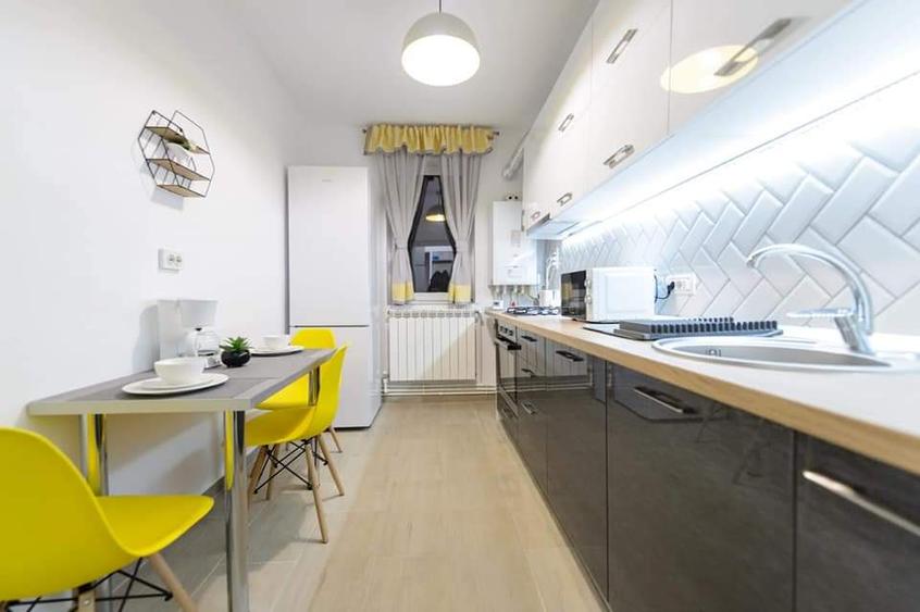 PENINSULA 2 CAMERE RECENT RENOVAT 600 EURO TERMEN LUNG