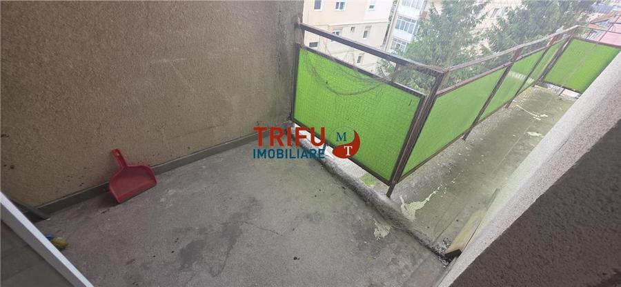 Apartament de vanzare cu 3 camere, 2 balcoane si 2 bai