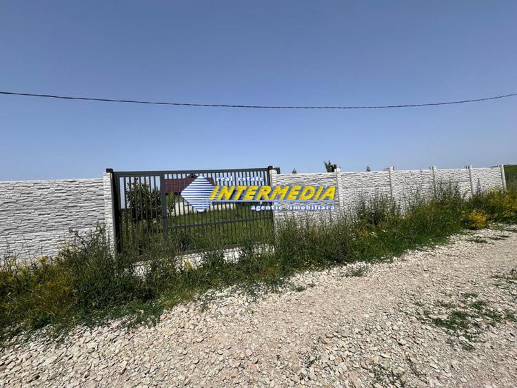 Cabana Oarda de Sus mobilata complet si teren aferent 425 mp