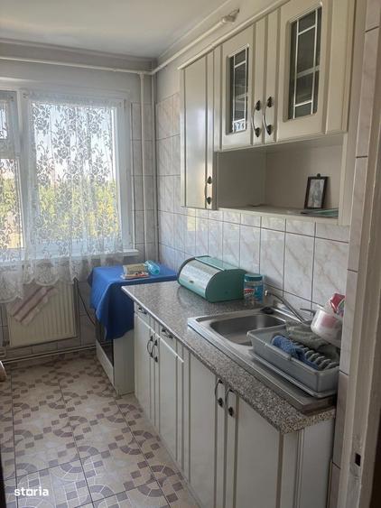 Apartament 3 camere. Centrala proprie. Bld. Brancoveanu. Zona Covasna.