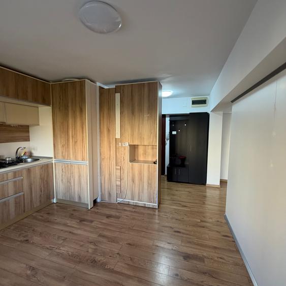 Apartament nemobilat cu vedere la rond Alba Iulia | etaj 3 | 100mp | 3 camere