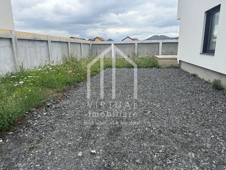 Duplex - 5 camere, 133 mp, curte de 172 mp - Garaj - Selimbar