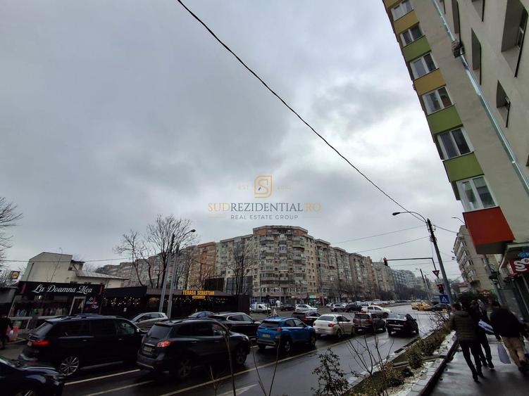 4 Camere, Calea Rahova-Mihail Sebastian, stradal, bloc reabilitat