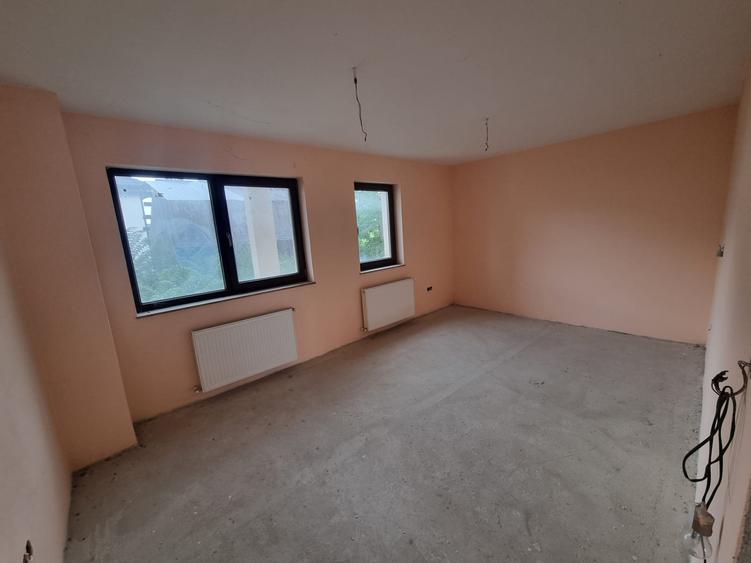 Casă individuală | S+P+1 | 270 mp utili | 163.000 €
