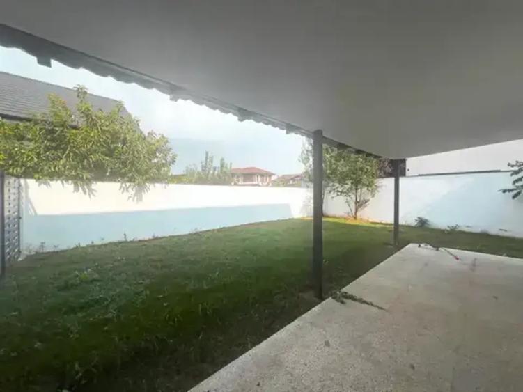 Casa 4 Camere Voluntari Mutare Imediata 2 locuri parcare Merita Vazut