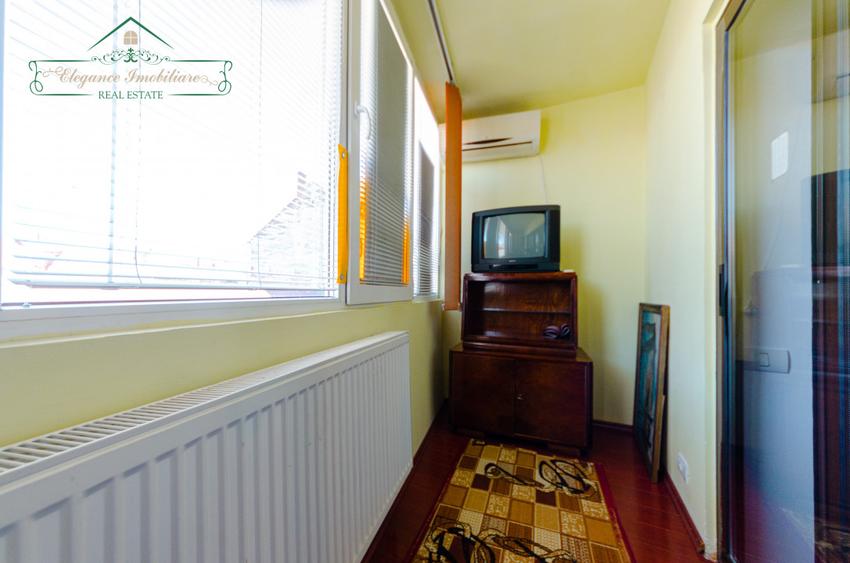 Apartament 2 camere cu centrala, zona Ultracentrala, Arad