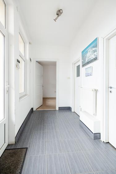 Apartament 2 camere decomandat, centrala – Revolutiei
