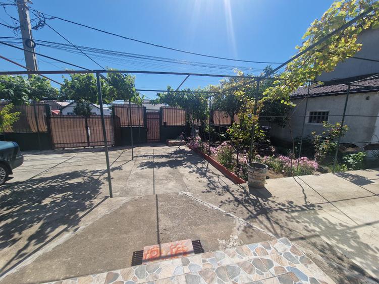 Valu lui Traian- Vila P+1, 4 camere, garaj, terasa, teren 716mp-260.000e neg