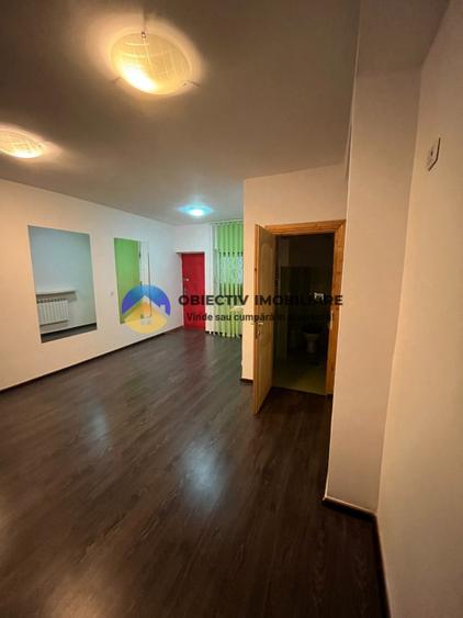 Casa + spatiu comercial la pret de apartament , Precista - Piatra Neamt