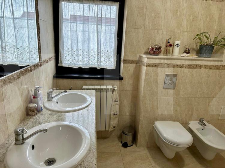 Casă individuală 300mp, teren 300mp - ZONA  BUCOVINA