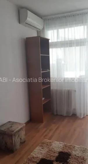 Titan, Lucretiu Patrascanu, langa metrou Costin Georgian, urgent - 3