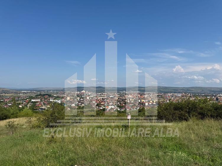 Teren intravilan | De vanzare | 676 mp | 26 ml deschidere | Podei