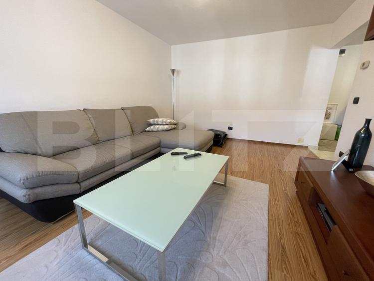 Apartament 3 camere, 65 mp, zona Stadion