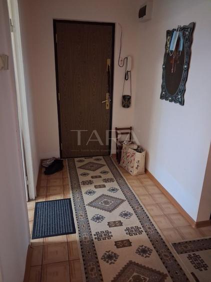 Apartament 3 camere decomandate, zona Piața Zorilor.