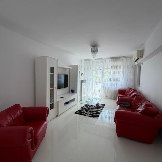UNIRII BULEVARD 2 CAMERE , 3 BALCOANE, 3 MINUTE METROU UNIRII