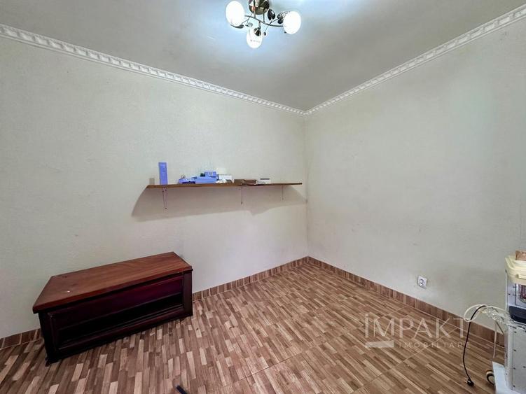 Spațiu comercial ultracentral, vad excelent, 7 încăperi