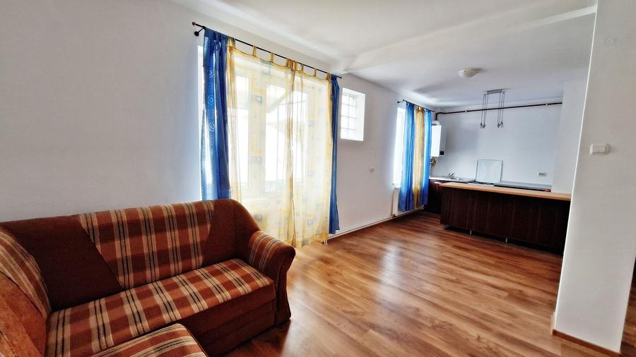 Dealul Cetatii, apartament in vila, 53mp, 140000 euro