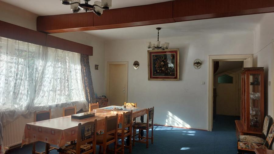 VILA D+P+E DE VANZARE IN BUSTENI, ZONA VALEA ALBA