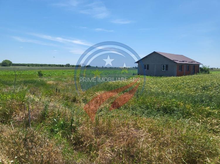 Casă de vânzare – Comuna Leu, județul Dolj, Strada Gării - 3