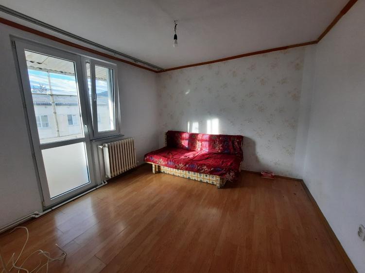 De vanzare ap 2 cam , decomandat, zona Calea Romanului, Aurorei, Cod 156883