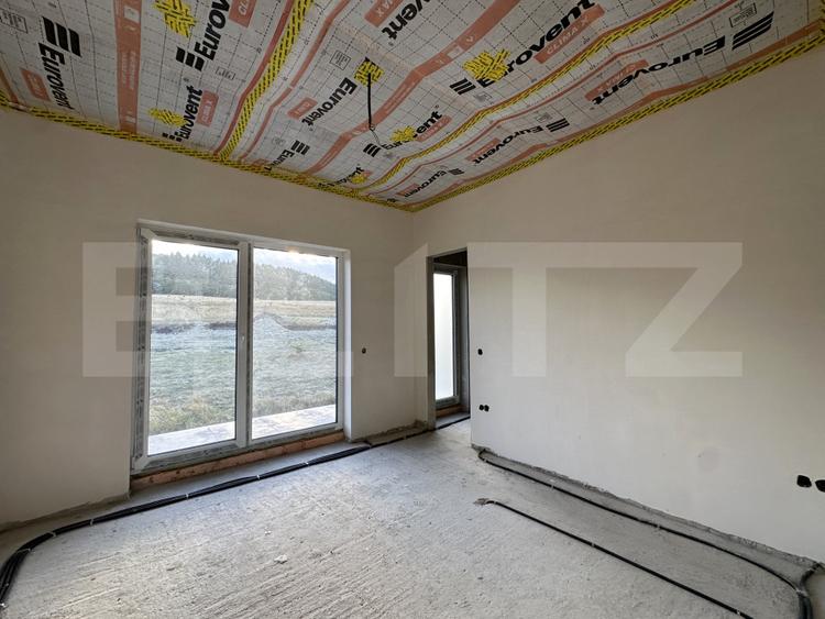Casă unifamilială, 120 mp, 500 mp teren, liziera pădurii Chinteni