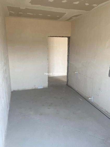 Vanzare casa la alb, Tunari, la 10 minute de centura A0
