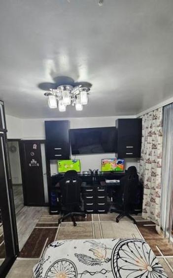 APARTAMENT 3 CAMERE DECOMANDAT CONFORT MAXIM ZONA ACADEMIA NAVALA