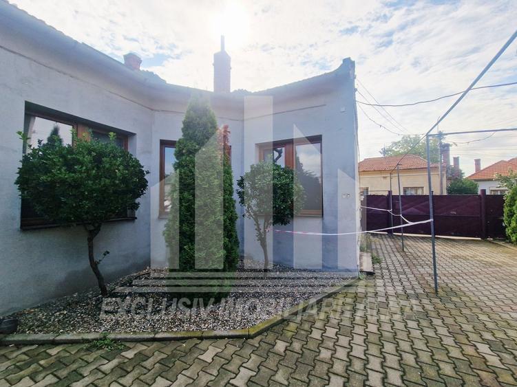 Casa de vanzare | 100 mp | 1800 mp teren | Alba Iulia | Centru