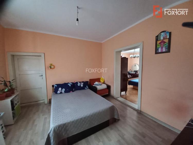 Casa individuala spatioasa cu 6 camere - Ghiroda - 4