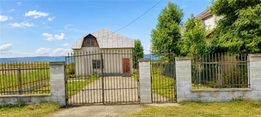 Casa de vanzare , zona Cleja Bacau
