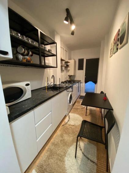 Apartament 4 camere zona Mehedinti - 2