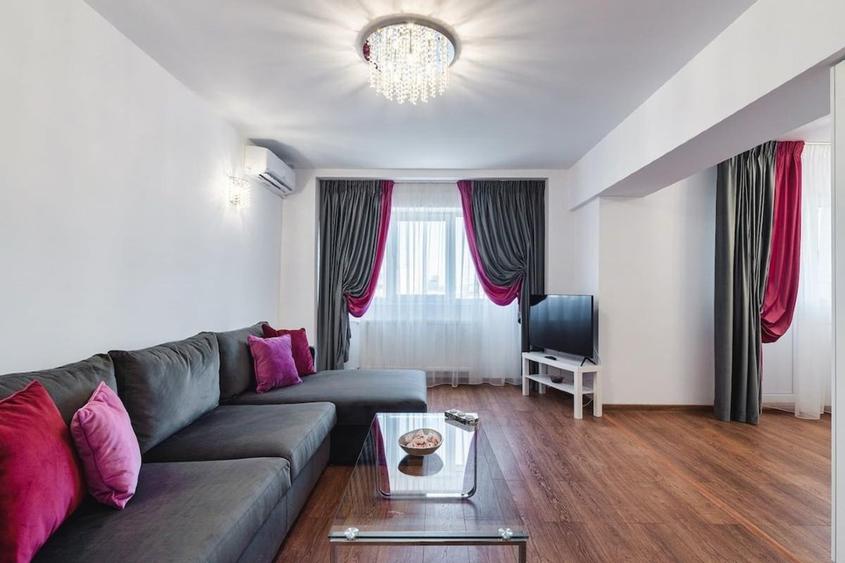 Apartament 3 Camere Stefan cel Mare | Decomandat | Metrou Proximitate | 2 Bai