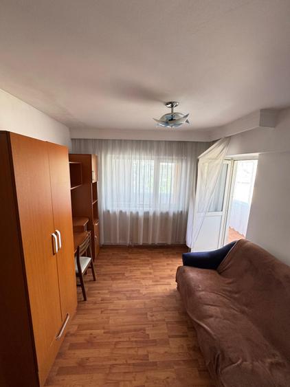 Apartament 3 camere decomandat - renovat - doua bai - mobilat - Dacia - bloc pe cadre