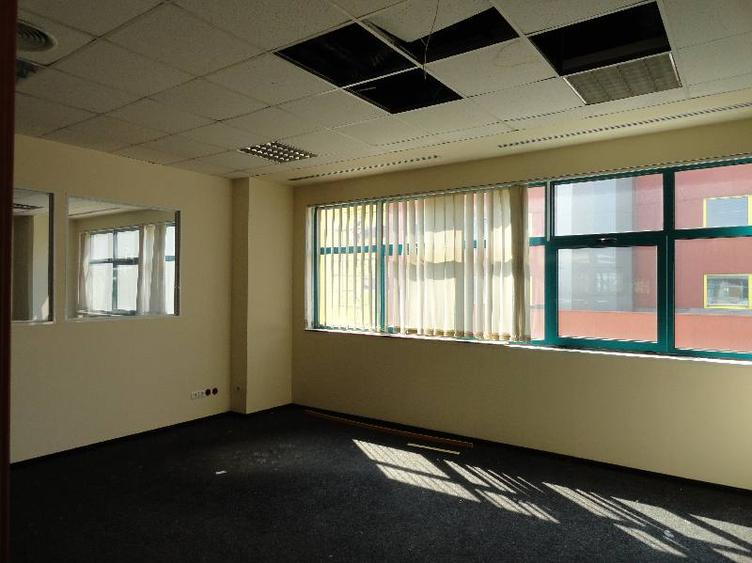 Iride Business Park cladirea 14, Pompei, 224 - 1468 mp  0% comision!