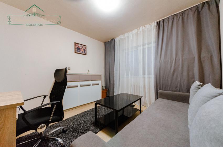 Apartament 2 camere decomandat cu centrala proprie, zona 700 Micalaca, Arad