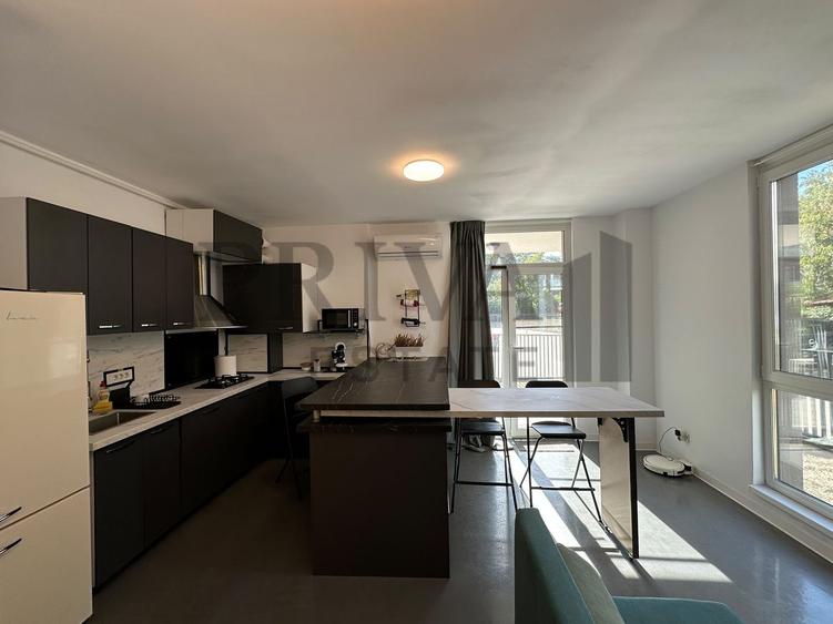 Apartament 3 camere,2 bai, parter, terasa 40 mp. Vivalia/Take Ionescu