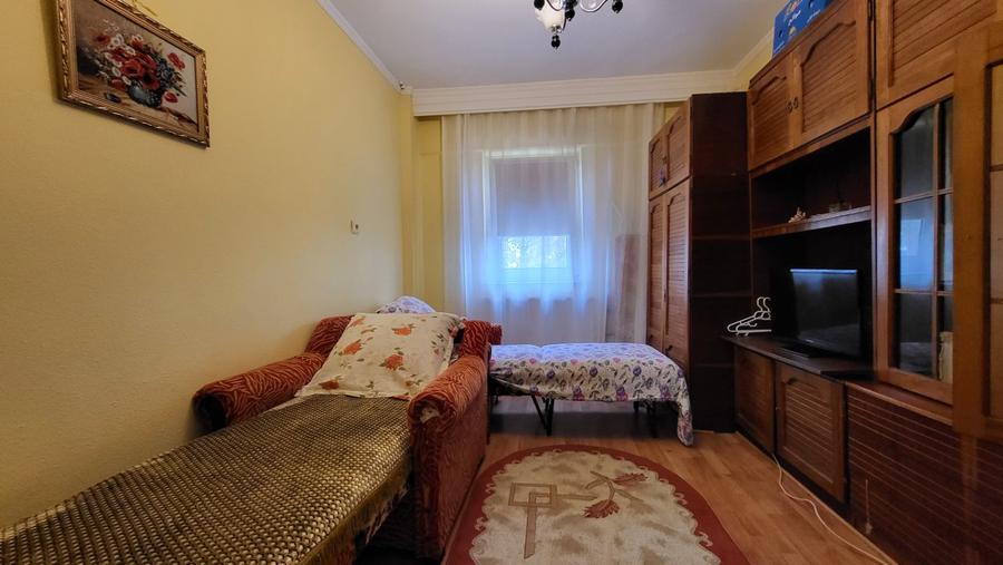 Faleza Nord -Azilul de batrani - ap 4 cam , et 3/4 centrala gaze ( termen lung )