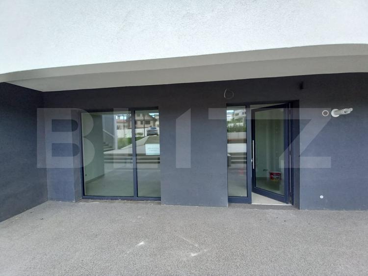 Spatiu comercial, 110 mp utili, zona Universitatii