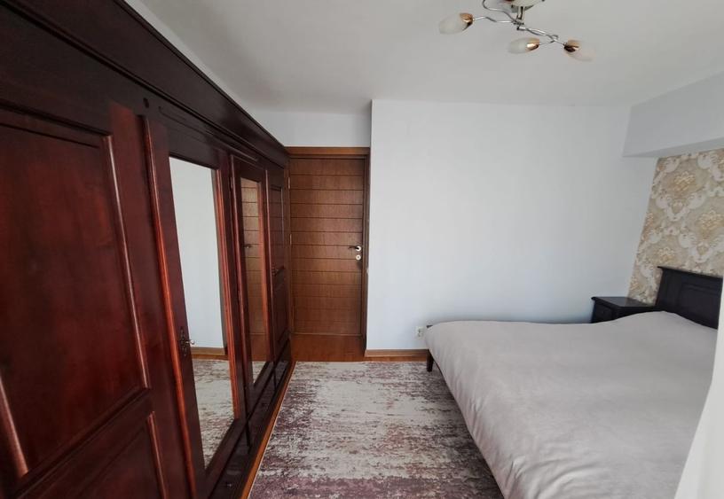 Apartament 3 camere - Decebal