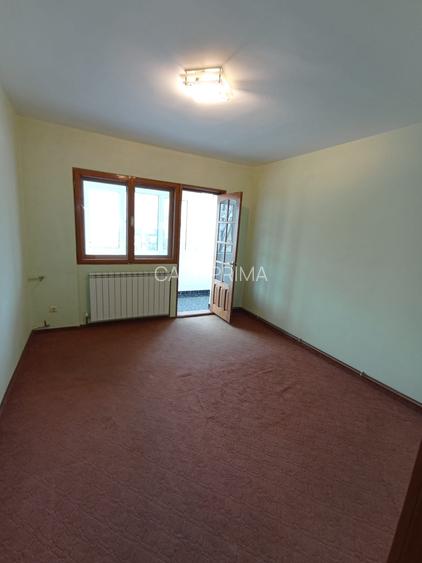 Apartament 3 camere Rond-Podu Ros, etaj 1, mutare rapida ! - 3