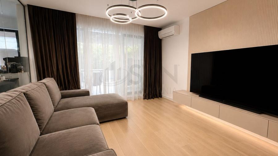 REA1029353 Apartament 3 camere cu terasa 50 mp 2 locuri de parcare si boxa Nusco