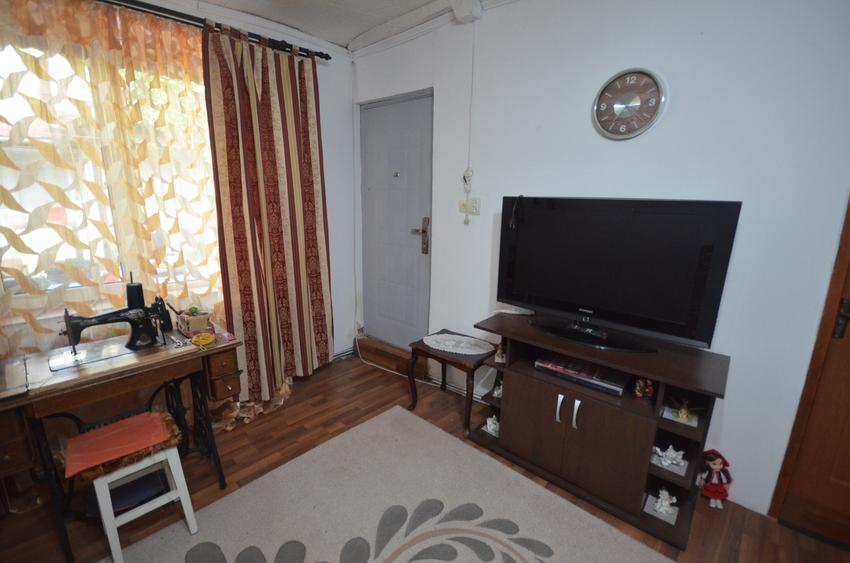 Casă 4 camere - curte 600 metri - Colentina - Andronache