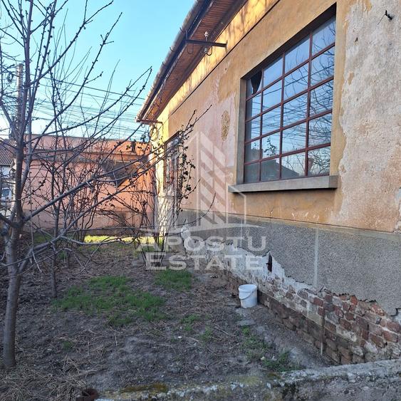 Casa individuala cu teren mare 843 mp,in zona Modern.