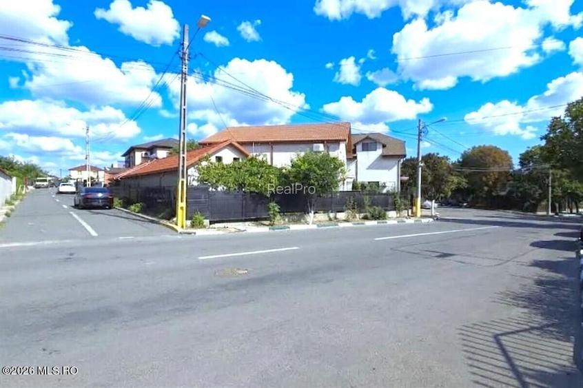 Techirghiol - Centru, casa tip duplex P+M, lot 293 mp si 154 mp utili! - 38