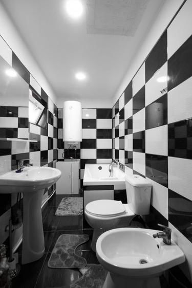 Casa  + anexa în Com.  Petresti, Sat Gherghesti - Dambovița