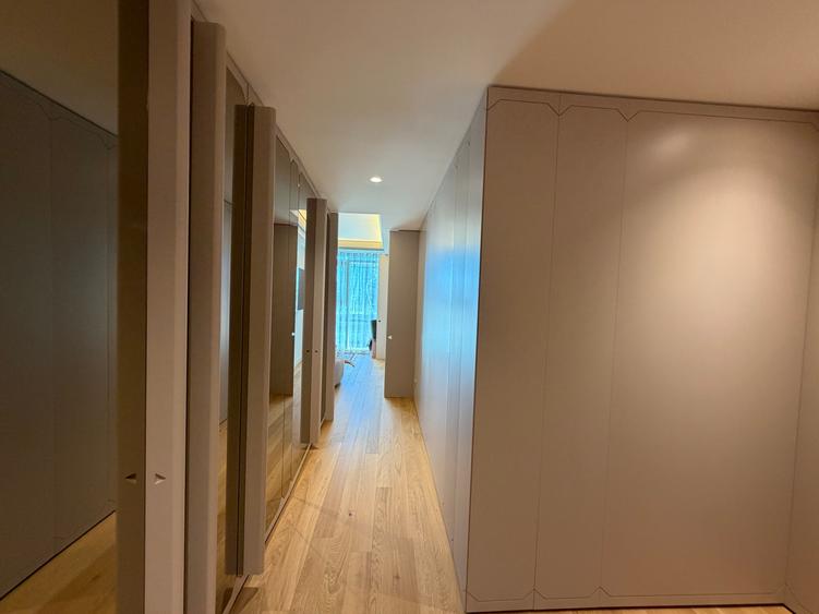 Apartament deosebit cu vedere la lacul Floreasca în Up-Site,3 parcări valabile