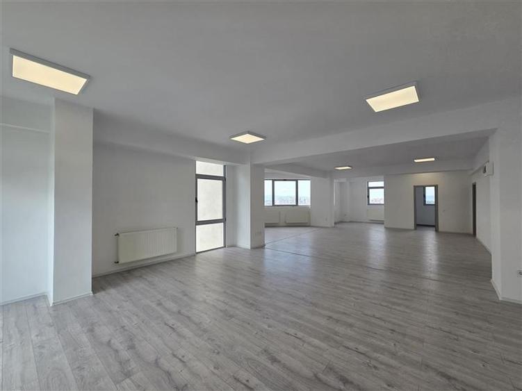 3 Apartamente de vanzare Centrul Civic pretabile birouri